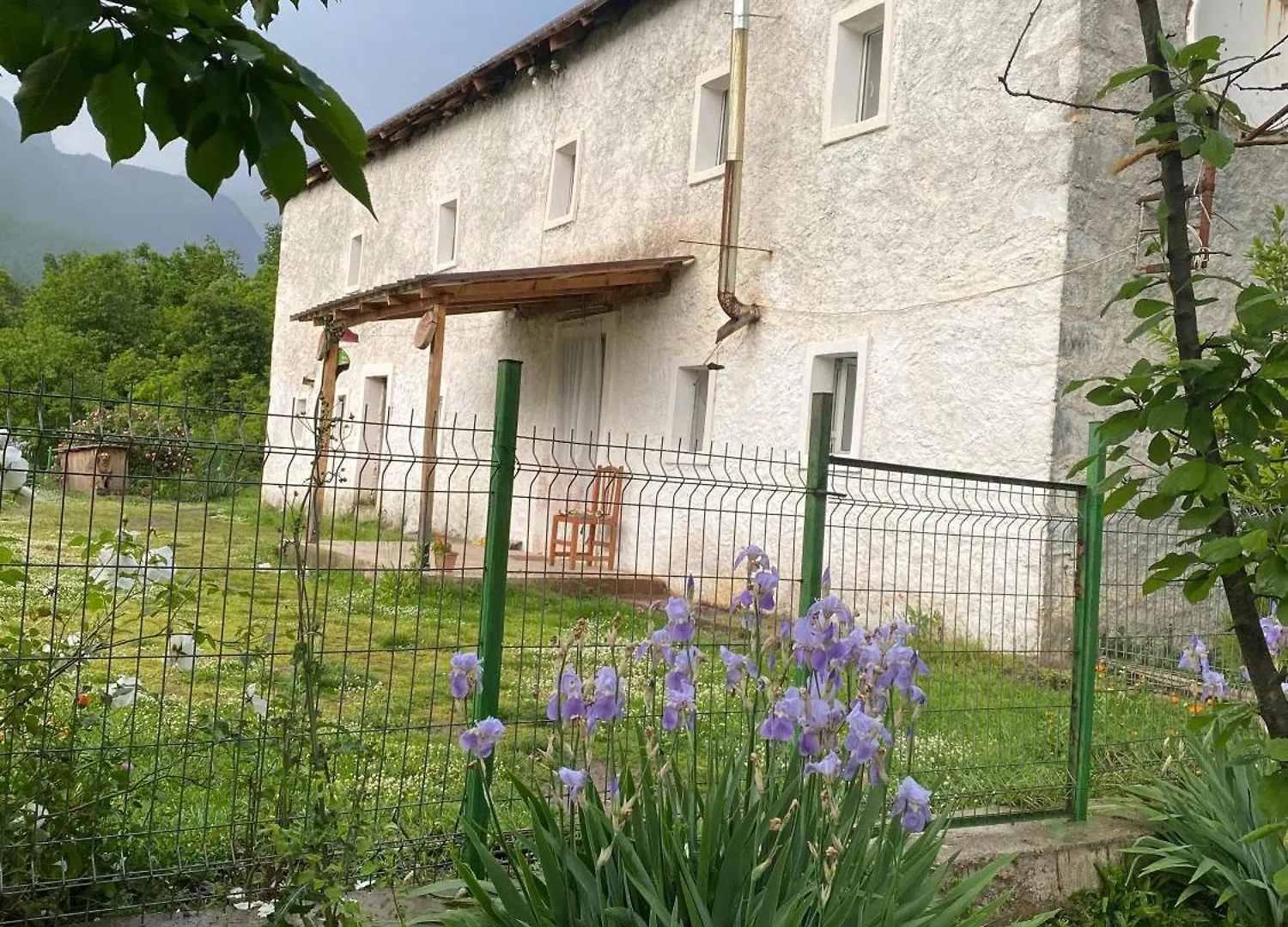 Venkovský dům Guest House Vukaj Tropoje